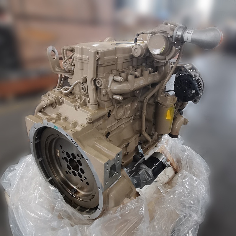 QSB4.5 152Hp CPL8755 113Kw@2200rpm Diesel Engine 4 Cylinder Engines for Sale for DCEC Engine Assy Made by USA