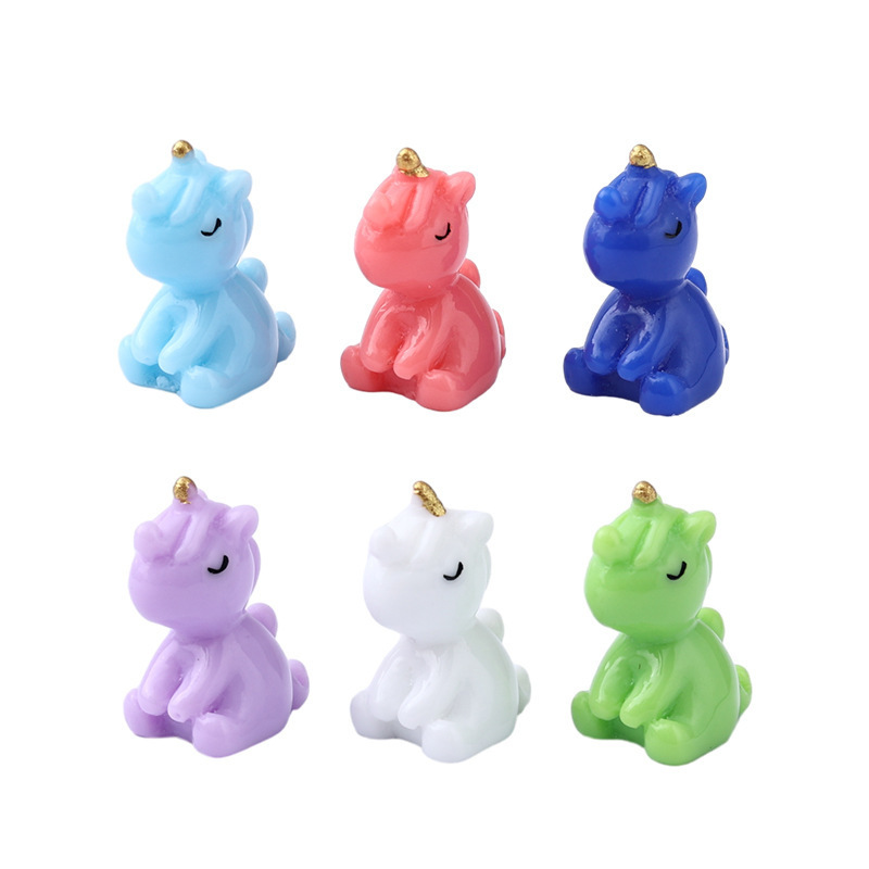 Kawaii Cartoon Unicorn Figure Resin Cabochon Mini Animal Craft for Key Chains Cake Party DIY Desk Decoration Gift Resin Home De