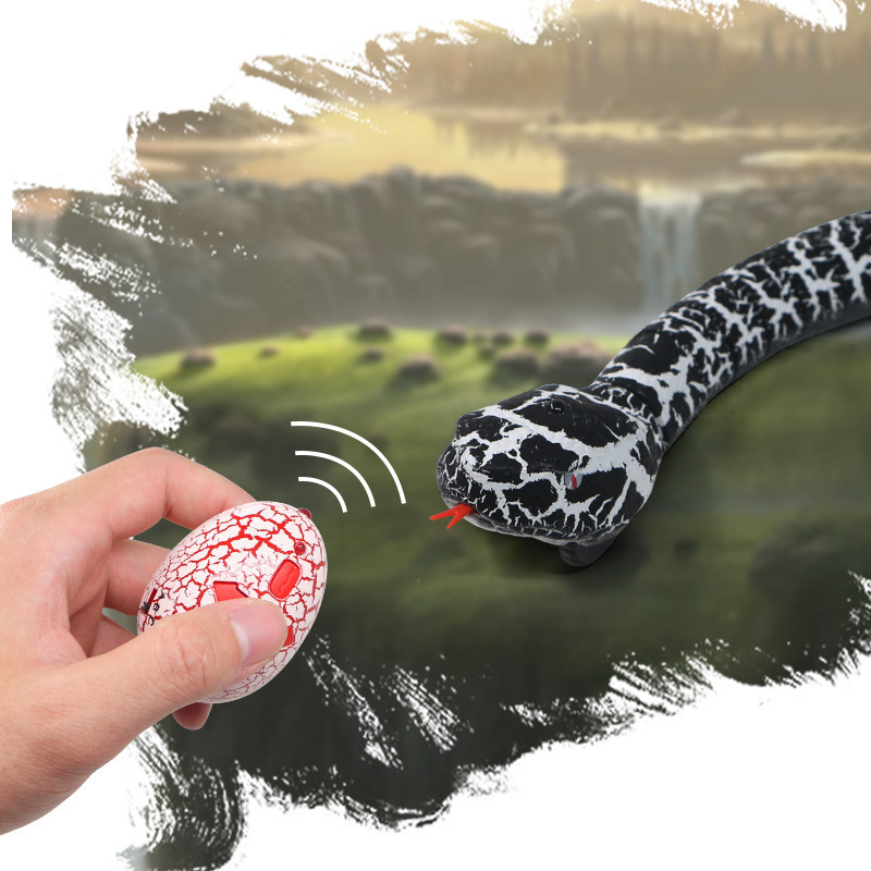 Remote Control Rc Rattle Snake With Retractable Tongue Animal Funny Novelty Gift Terrifying Toy