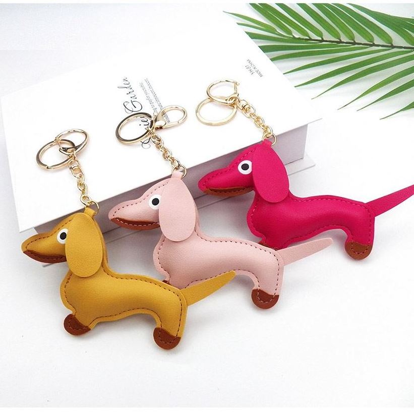 Wholesale Dog Dachshund Pu Leather Key chain Bag Charm Pendant Car Keyring Luxury Bag Parts Accessories luggage tags KeyChain