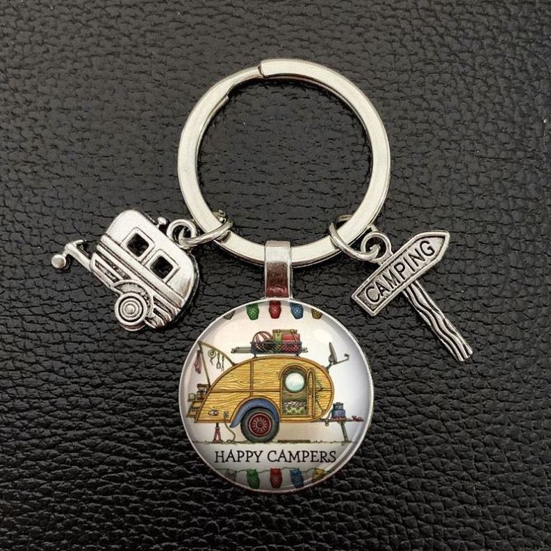 Promotion fashion Retro Camper keychain Happy RV Couples key chain Camping Gifts for Women Teenager Camper Lover Travel Trailers