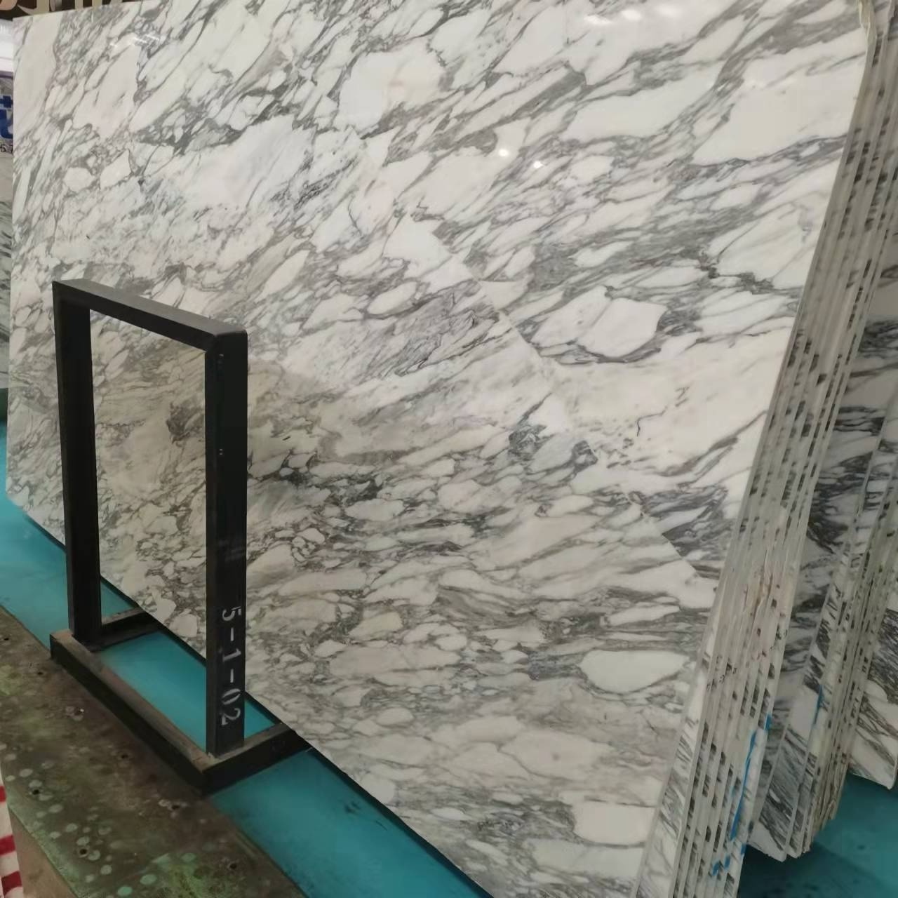 Italian Top Quality Arabescato White Marble For Table Top