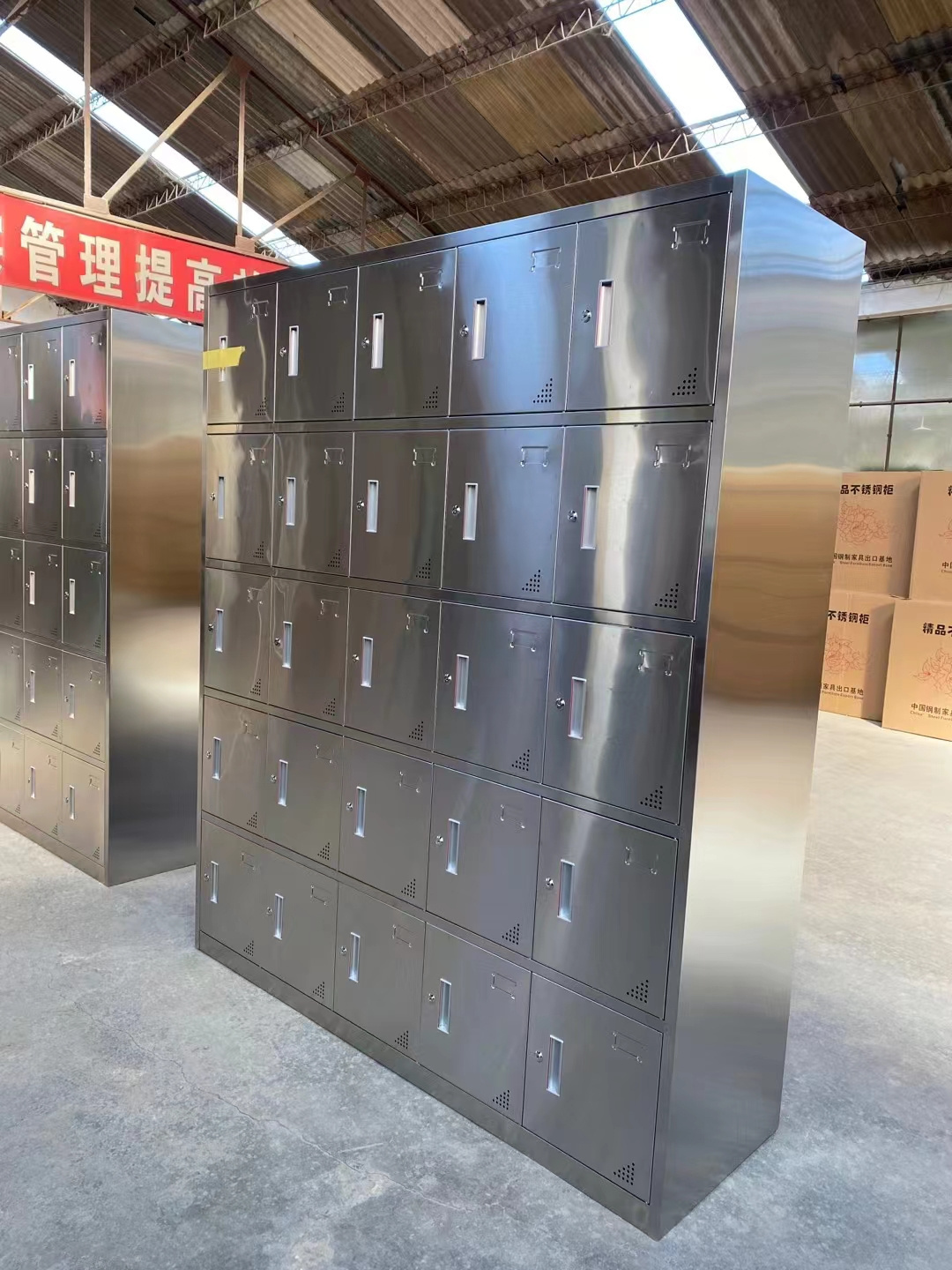 15 doors outdoor anti-corrosion and anti-rust stainless steel mini lockers thickened stainless steel  storage cabinet