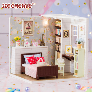 DIY Doll House 1:24 Scale Wooden Handicraft Self Assembly Mini House Kits