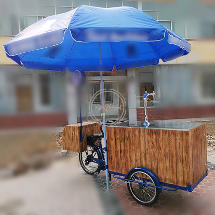 2024 Customized Electric Beer Bicycle Snack Vending Cargo Trike 3 Wheel Beer Pub Bike Mobile Bar with Battery