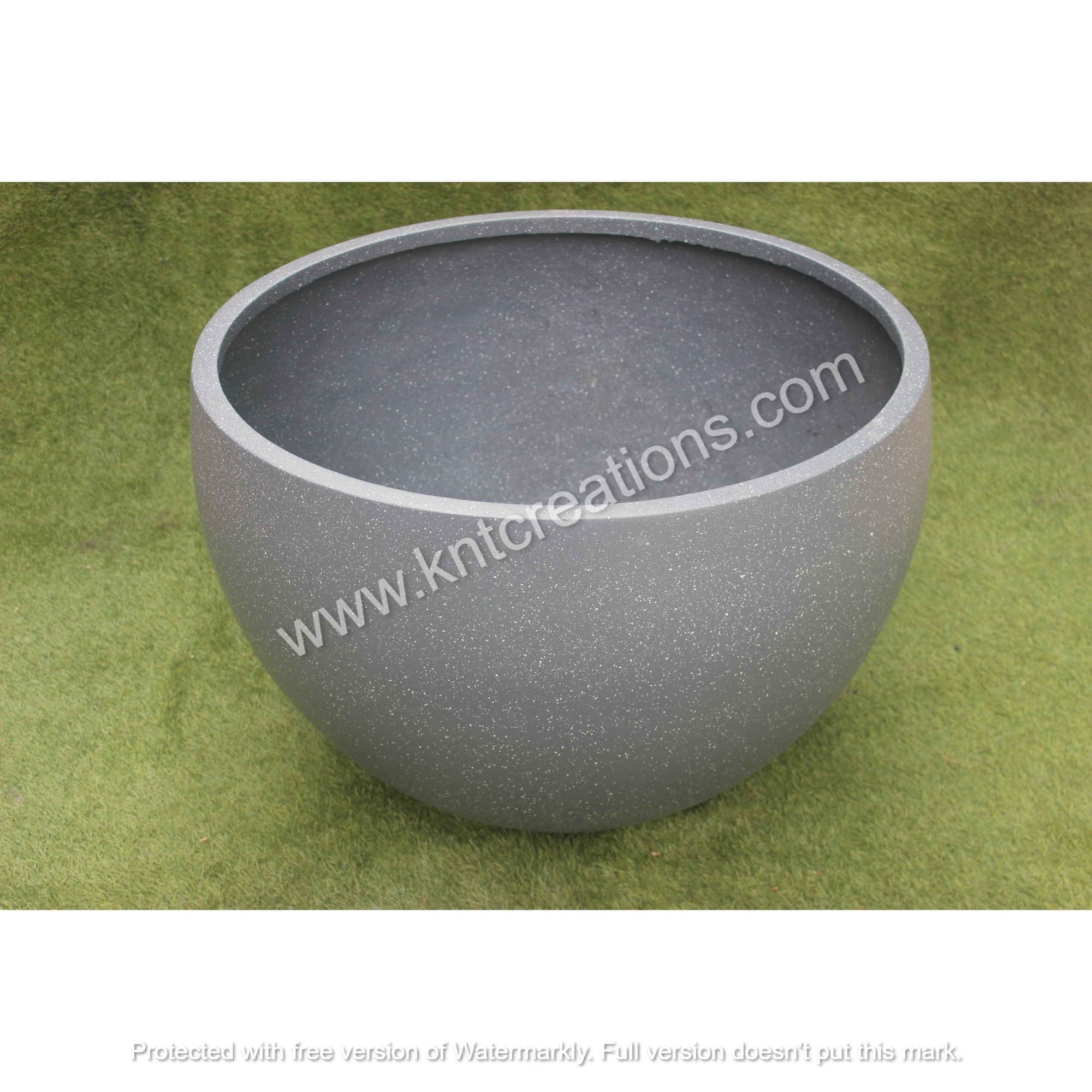 Globule Outdoor Indoor Classic Planter new Glossy Smooth Wholesale Round Pot FRP Flower Urn for malls and hotels or airports