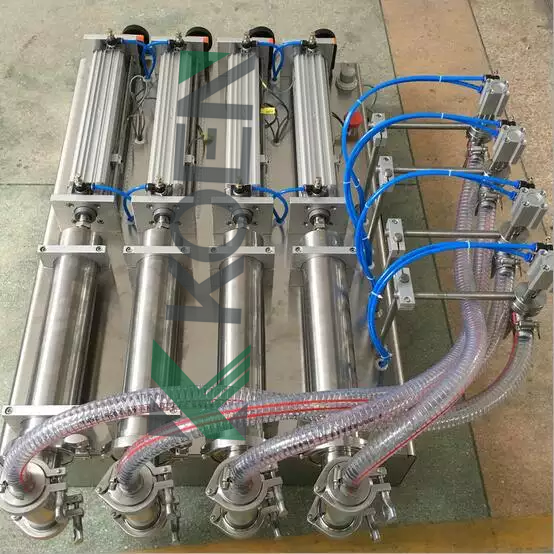 4 Head Liquid semiautomatic Filling Machine 10-100ML sauce packing machine