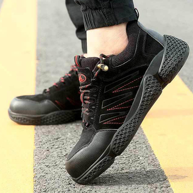 Wholesale high quality non slip cushioned black work breathable safety shoes for men