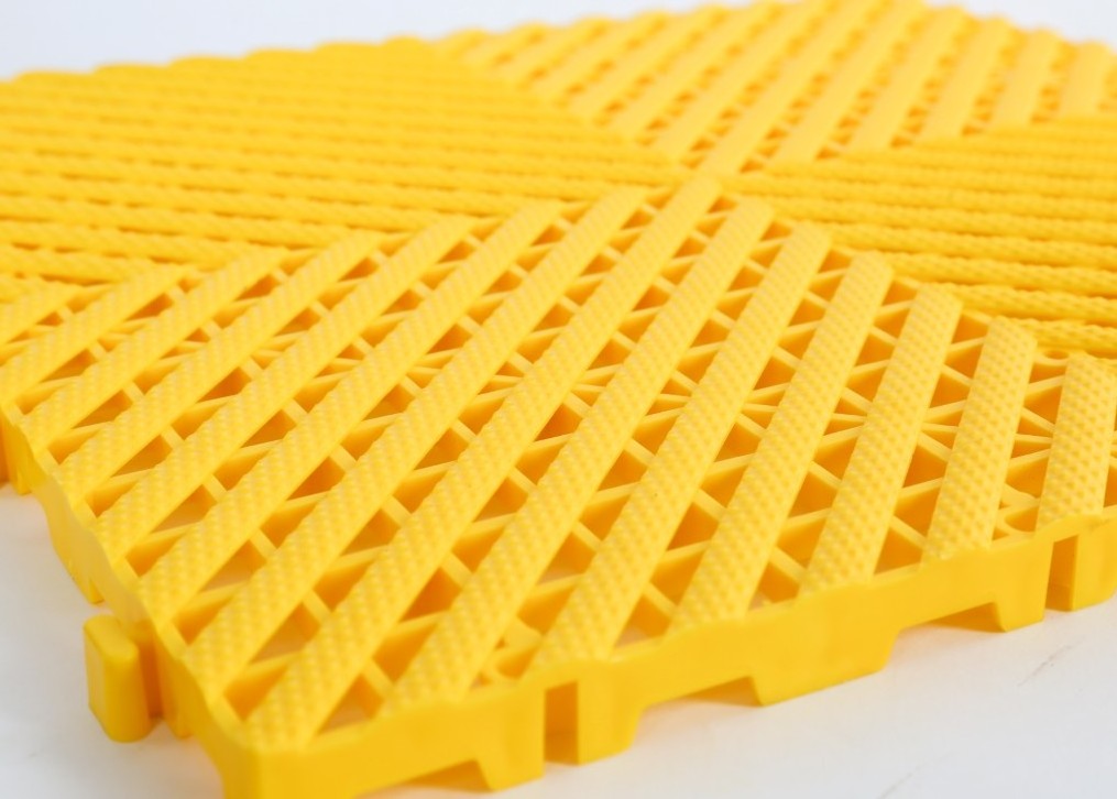 400*400*20mm anti slip pp interlocking garage floor tiles/removable plastic interlocking floor mats for car wash shop