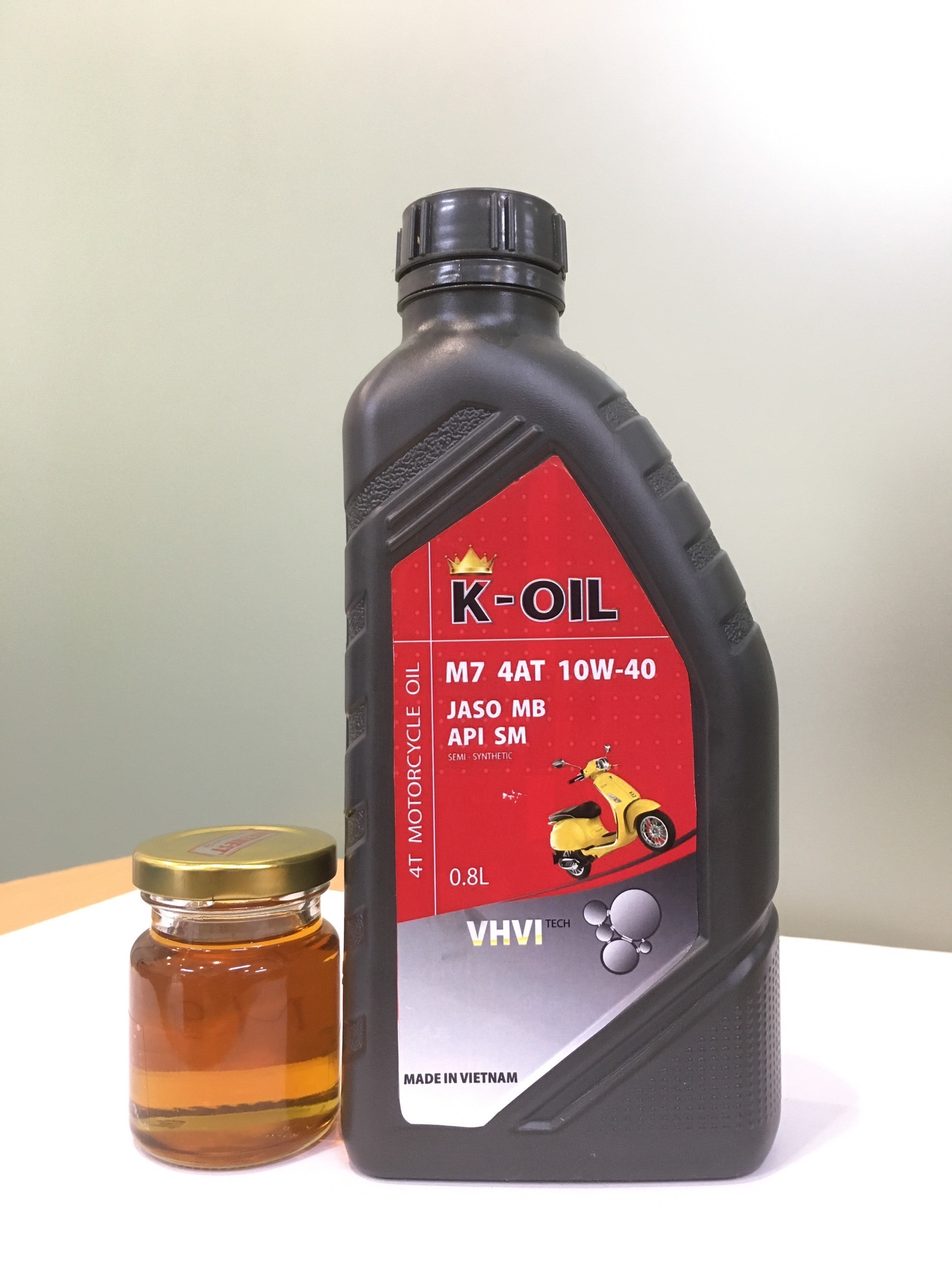 K-Oil M7 4AT motor oil  API SM JASO MB 20W-40 performance semi-synthetic oil factory price for 4-stroke scooters made in Vietnam