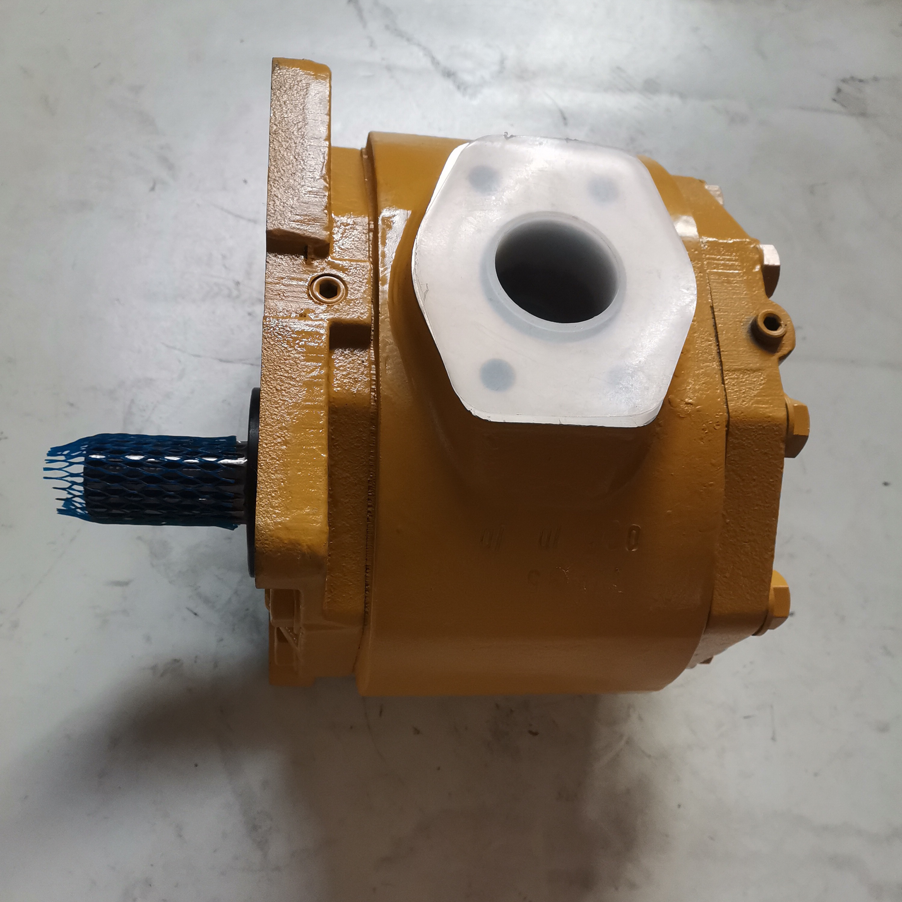 16Y-61-01000 Hydraulic Pump for shantui dozer SD16