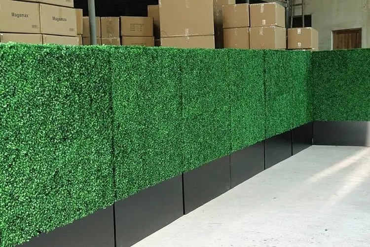 Garden Decor Plastic Fence Factory High Quality Not Fade Outdoor Vertical Garden Green Wall Artificial Green Wall Grass Global