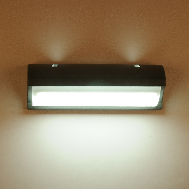 Fashionable modern  simple design wall light led for exterior wall use