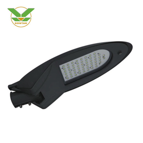 Die-casting Aluminum Housing Outdoor Waterproof LED Street Light 100W 150W