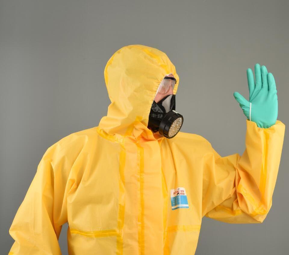 disposable non-woven  industrial protective coverall  for chemical liquid spray resistance seaman coverall