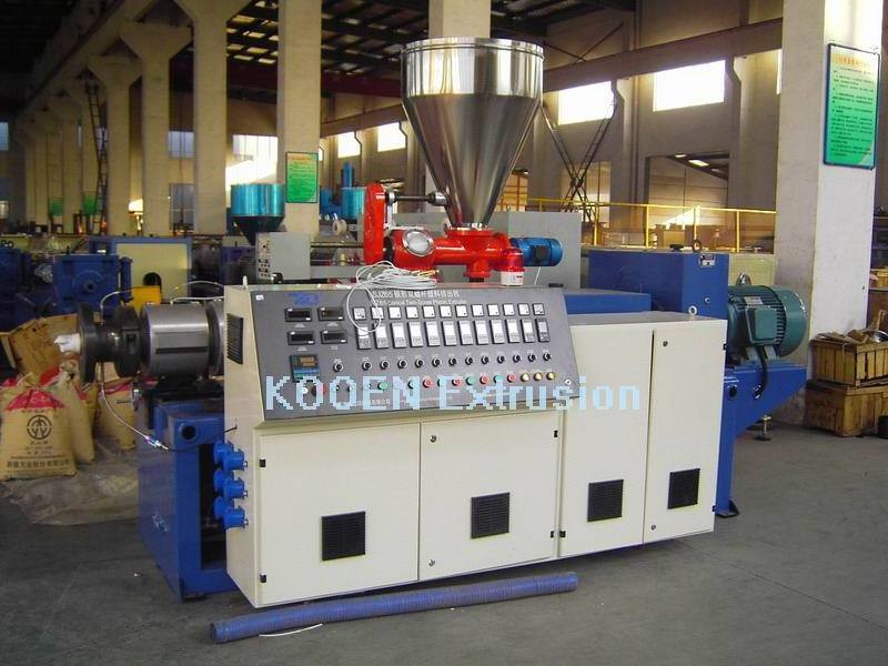 wpc wood plastic composite extruder production line/wpc wood plastic composite panel extrusion machine