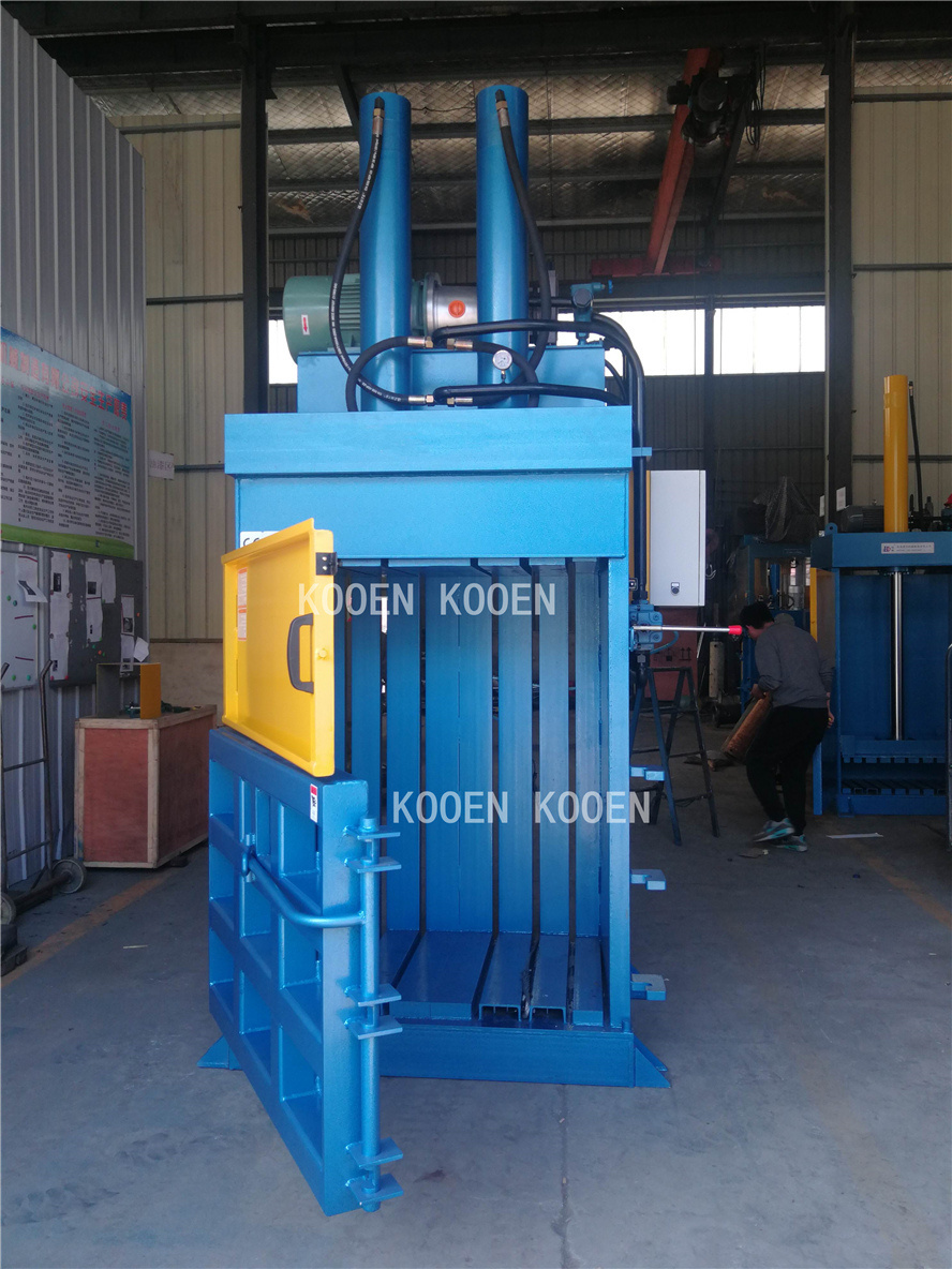 Hydraulic vertical truck car used tyre baler for sale Scrap Waste baler machine