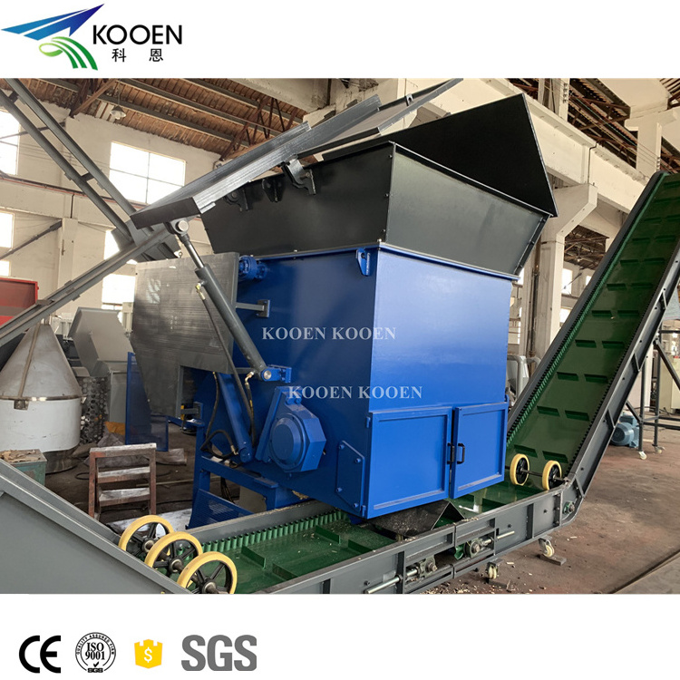 Second Hand Plastic Shredder Machine For Shredding Films  Wood Scrap Tires