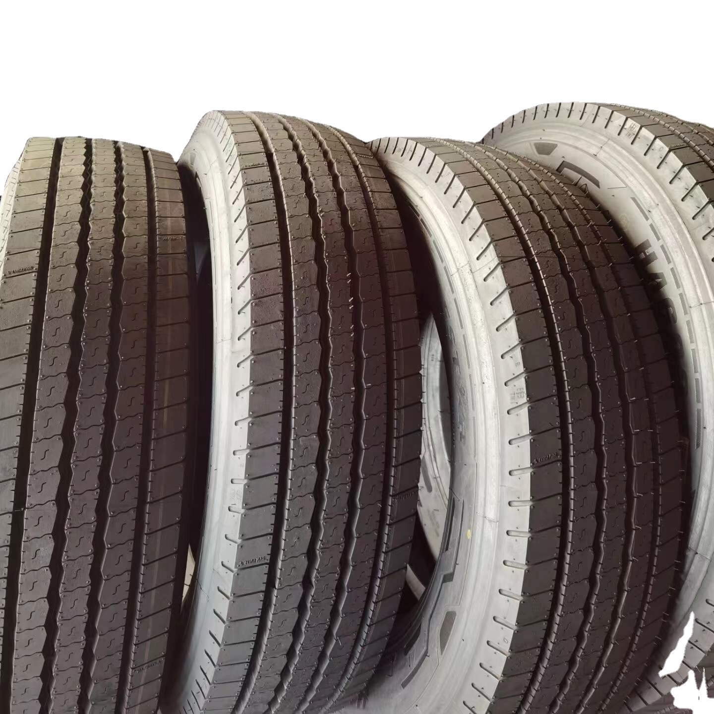 wholesale semi truck tires zeta tyre 295/75r22.5 11r22.5 11r24.5 285/75r24.5 for trucks and bus