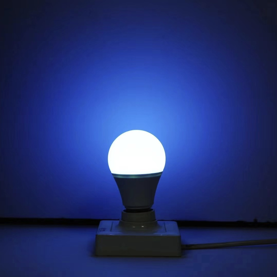 9W bulb remote control seven color light mobile phone can remotely control Bluetooth smart bulb RGB dimming color