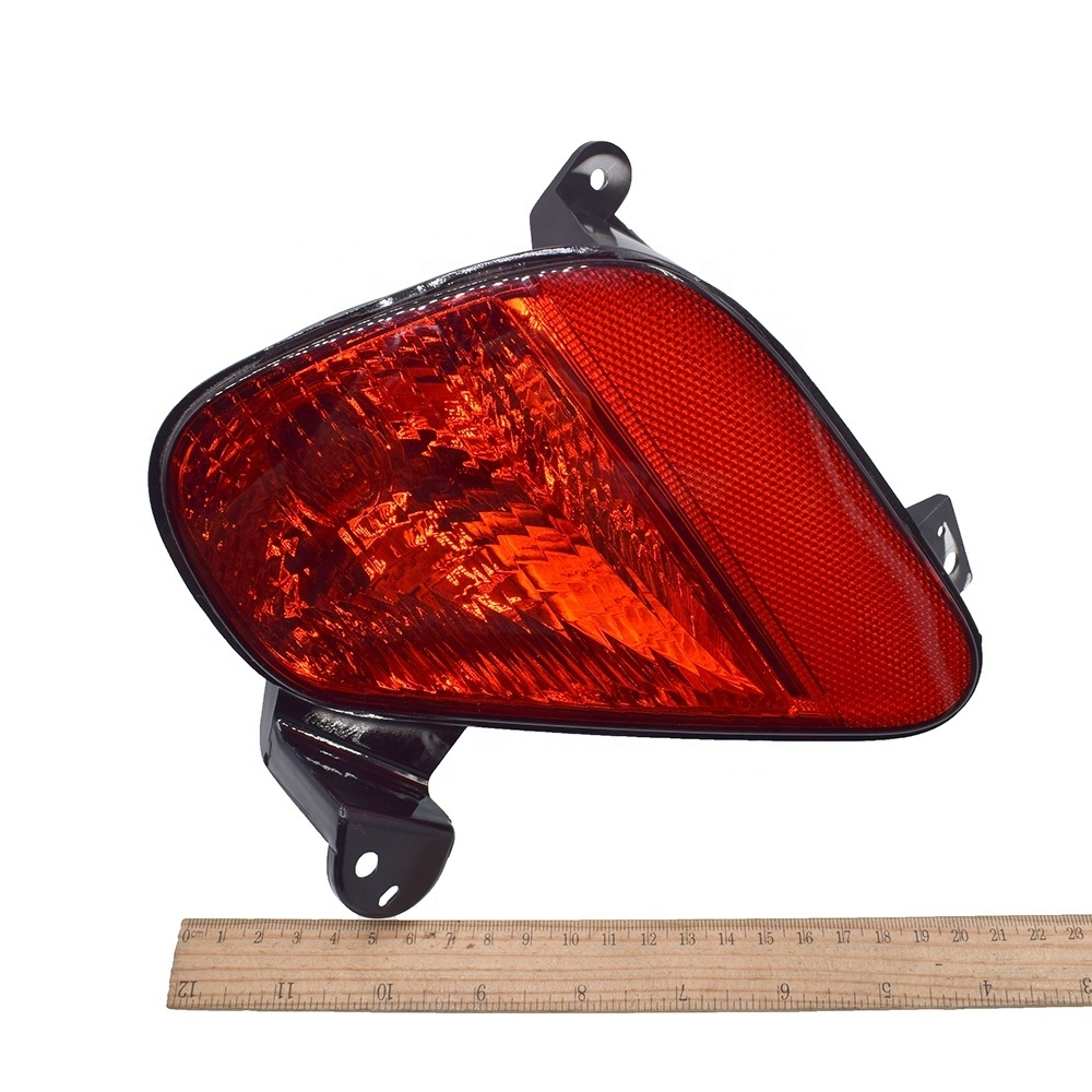 Auto Parts Dubai Bumper Reflector Light Tail Light For Mitsubishi Pajero Outlander GK1W 8336A159