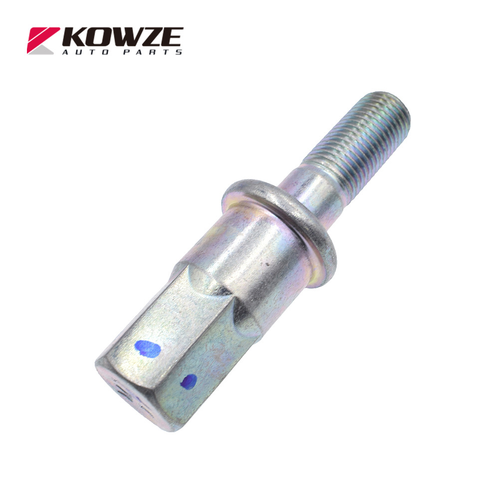 Auto Crankshaft Pulley Center Bolt For Mitsubishi Pick Up L200 L300 MD075279 MD376614 MD062109