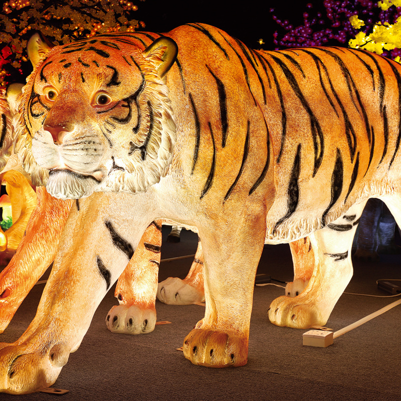 Glass Fiber Reinforced Plastics Lion Tiger Elephant Squirrel Deer Ip65 Waterproof Holiday Led Decoration Landscape Motif Light