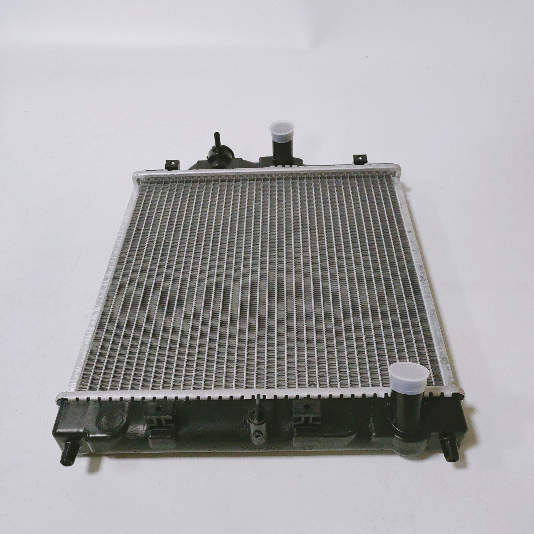 350*348*16or26mm Aluminum Radiator for Honda MT 92-2000 Brazed Aluminum Plastic Car Radiator OEM:19010-P01-003