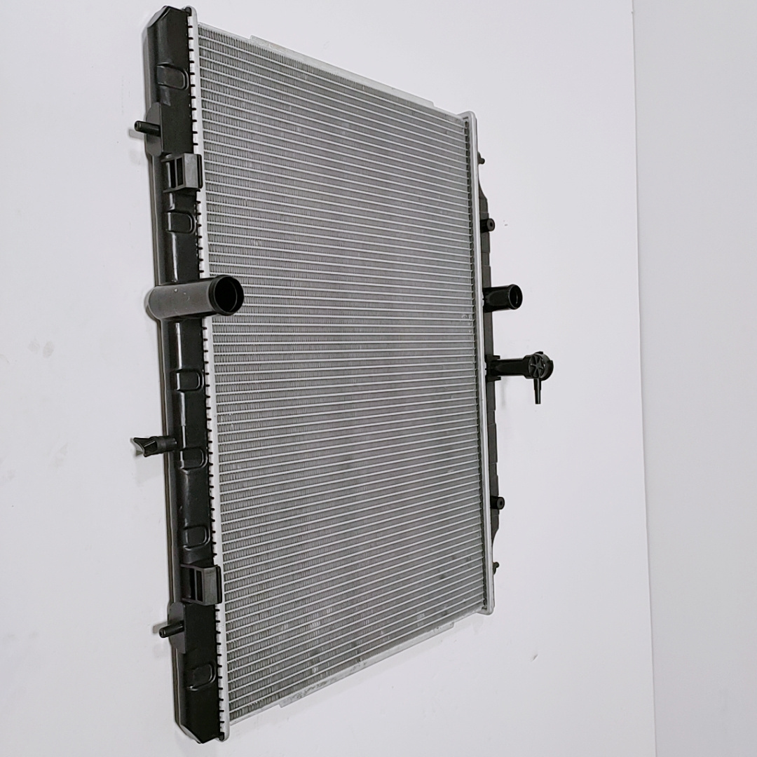 Suitable for Nissan X-Trail (T31) radiator 450*688*16mm aluminum-plastic water tank radiator