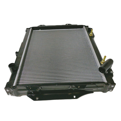 Brazed Plastic Water Tank For MITSUBISHI JEEP V33 Aluminum Radiator Brazed Car Radiator OEM: MB660077