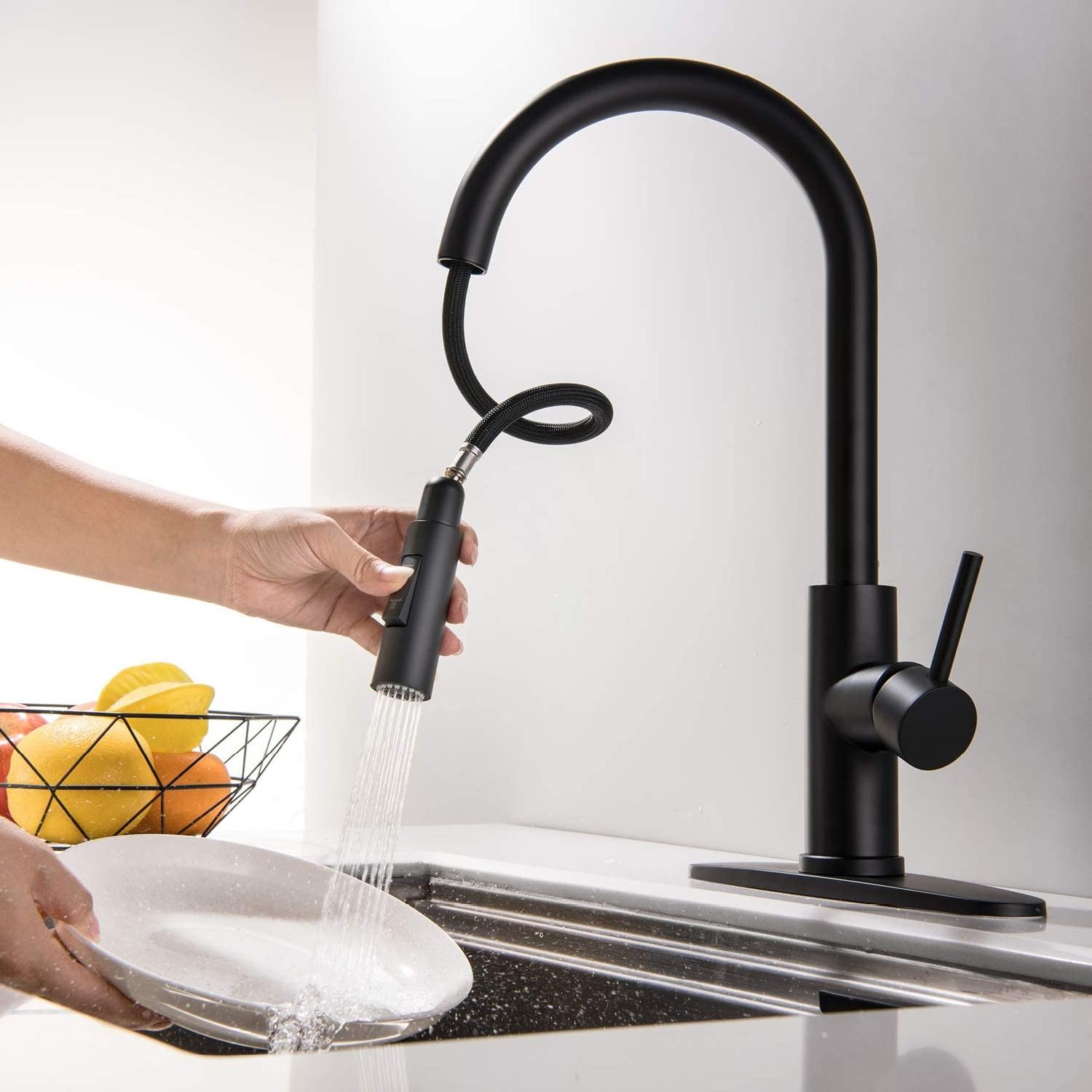 Black One Hole Single Handle Pull Out Kitchen Faucets Stainless steel kitchen Sink Faucet with Pull Down spray