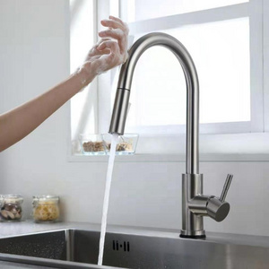 High Quality Smart Kitchen Tap 360 Degree Rotatable Pull Down Kitchen Faucet Sensor Touch Kitchen Faucet