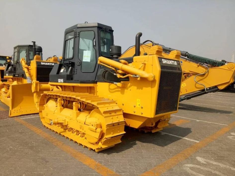 2022 SHANTUI SD16 New Mini Price Bulldozer With Reliable Quality Earth Moving Machine Original