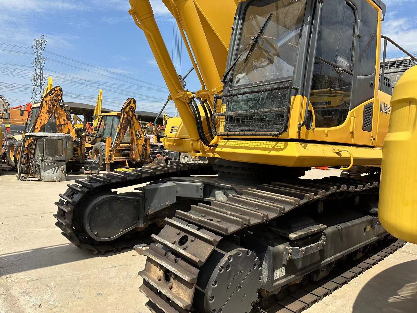 Japan's original used komatsu PC450-8 crawler excavator/ Komatsu model contains PC350-PC36-PC400-PC450-PC650