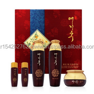 KOREAN COSMETIC Yezihu Herbal Skin Care Premium Jinyul 3pc Set nourishes tired skin during outside activities tones up the skin