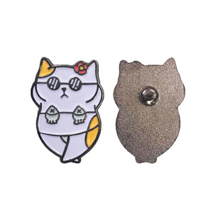 Custom made metal die cut enamel pins badges making machine