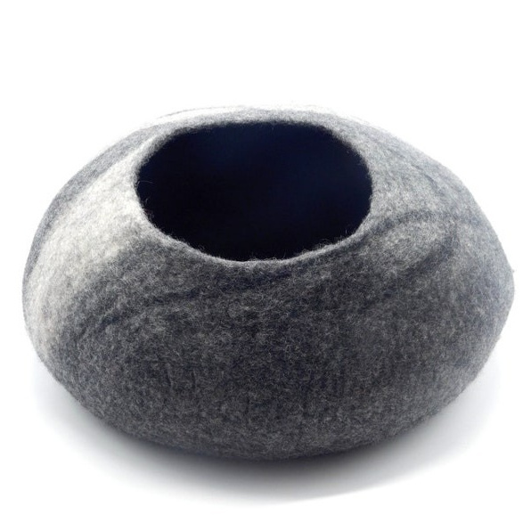 Felt cat cave - Wool felt round cat bed - Soft and Cozy pet bed - Pure wool of New Zealand - Made in Nepal- Handmade