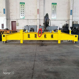 Container lifting spreader beam