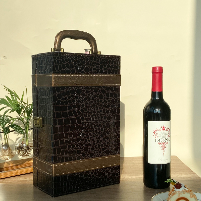 Newest Design Products 2 Bottle Leatherette Top Handle Included 4pcs Tools Pu Leather Double Bottle Wine Bottle Box