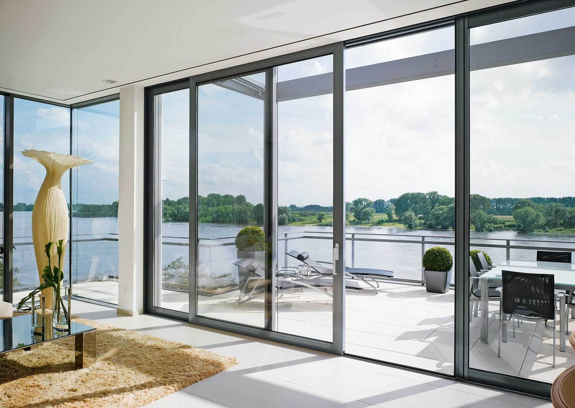 China Supplier Second Hand Trackless Asian Japanese Style Study White Aluminium Sliding Doors