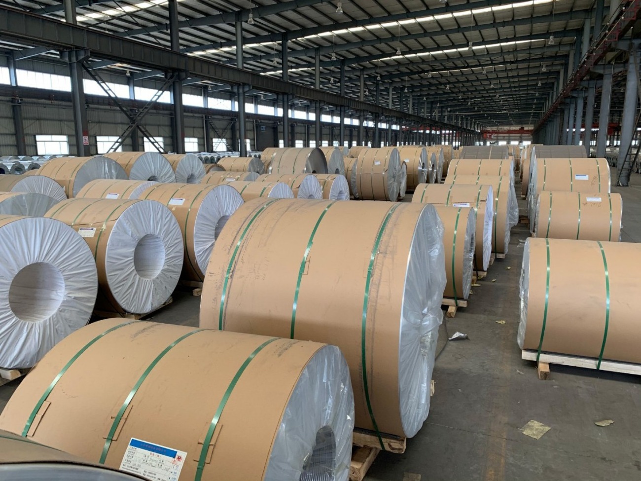 High Factory direct selling Precision 1050 1060 Aluminum Sheet Coil Roll 5083 Aluminum Coil Coating Color Coated Aluminum Roofin