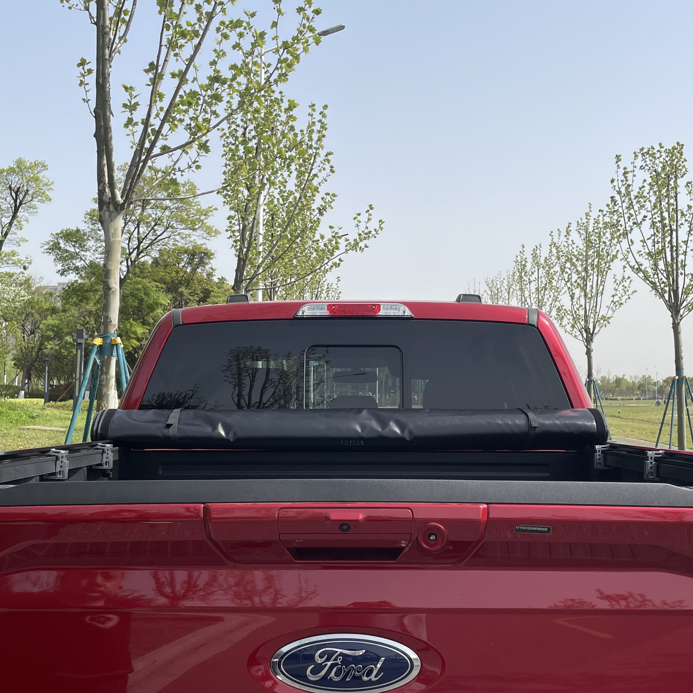 KSCPRO SR Series Soft Roll Up Truck Bed Tonneau Cover for Chevy Silverado /GMC Sierra 2007-2013 6.5' Bed