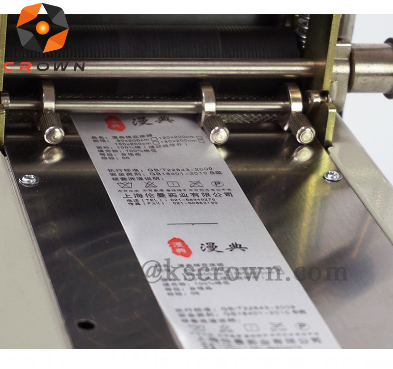 computerized woven label cutter / cut label cutting machine