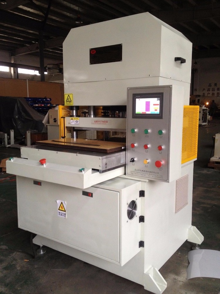 Flatbed semi-automatic die cutting and creasing machine