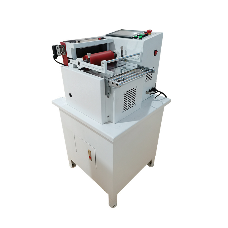 Chinese automatic medical gauze roller cutting machine