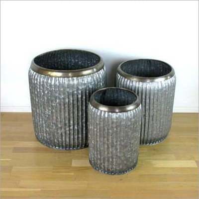 Galvanized Metal Flowers & Garden Planter Pot/Outdoor Galvanized Flower Planter