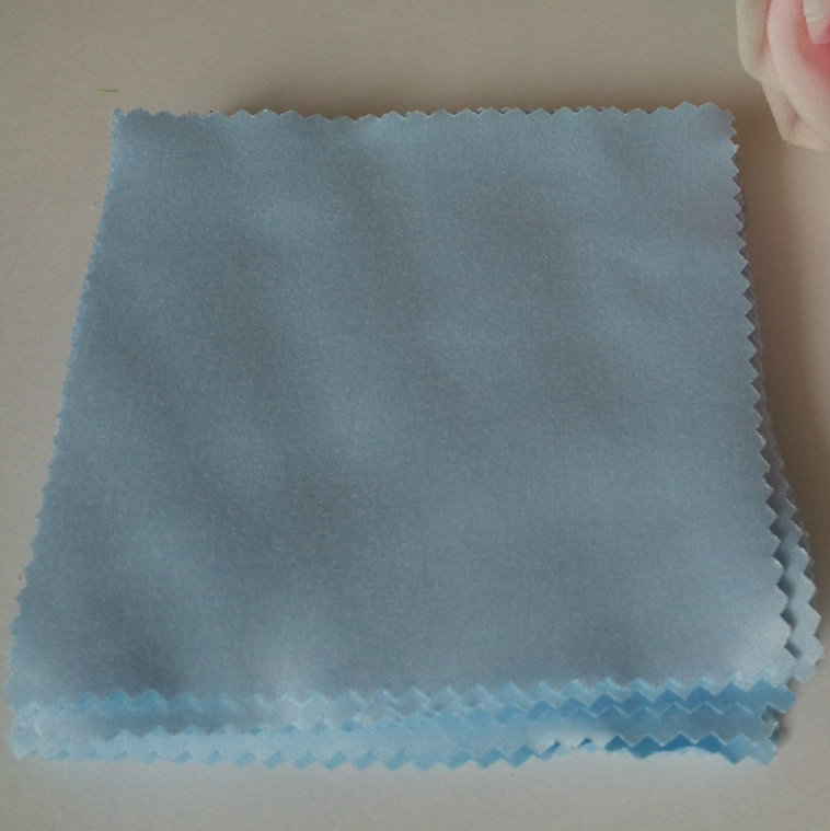 Logo printed microfiber lens cleaning cloth