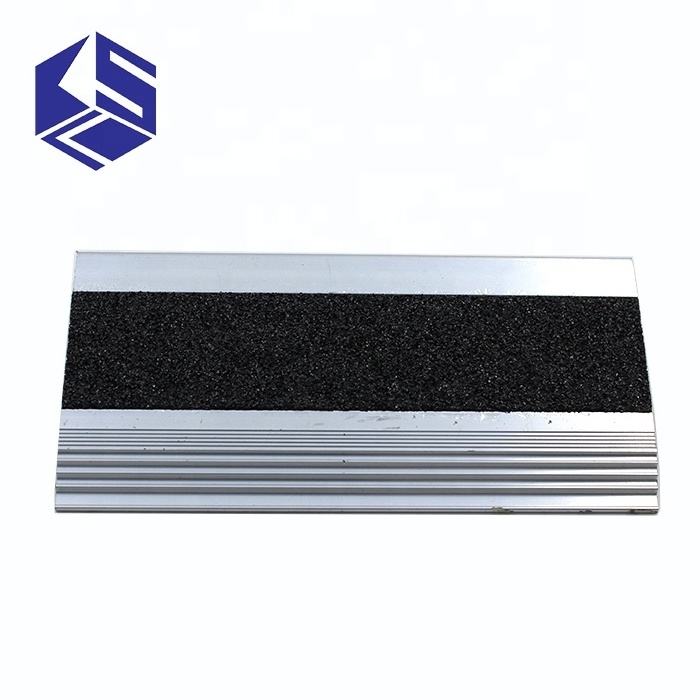 Black carborundum insert non slip outdoor stair step nosing