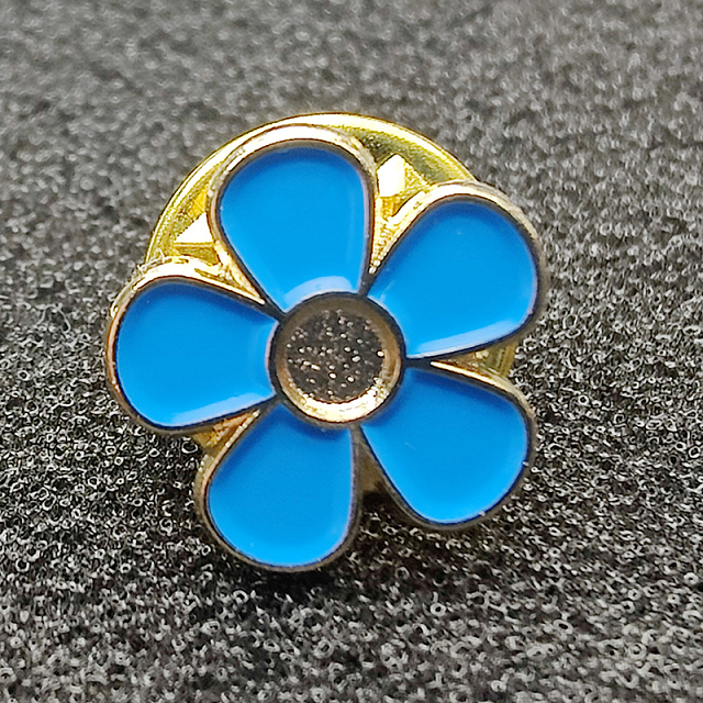 Aluminum Alloy Brass Bronze Gold Top Selling Masonic Forget me Not Flowers Blue Soft Enamel Lapel Pin Badges Wholesale