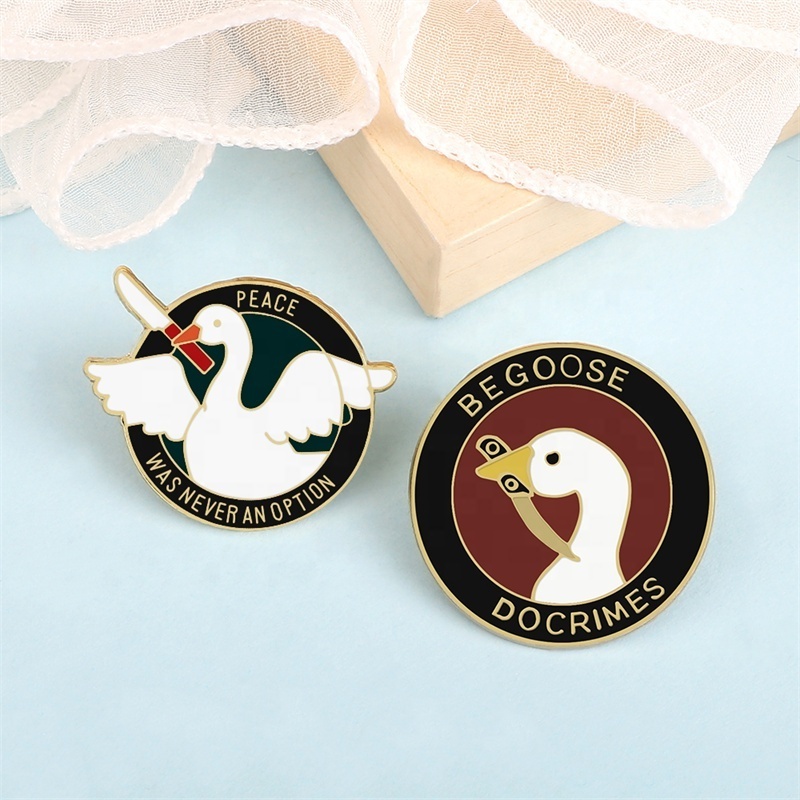 Round Custom Enamel Funny Seagull Dagger Goose Brooch Cartoon Animal Lapel Pin